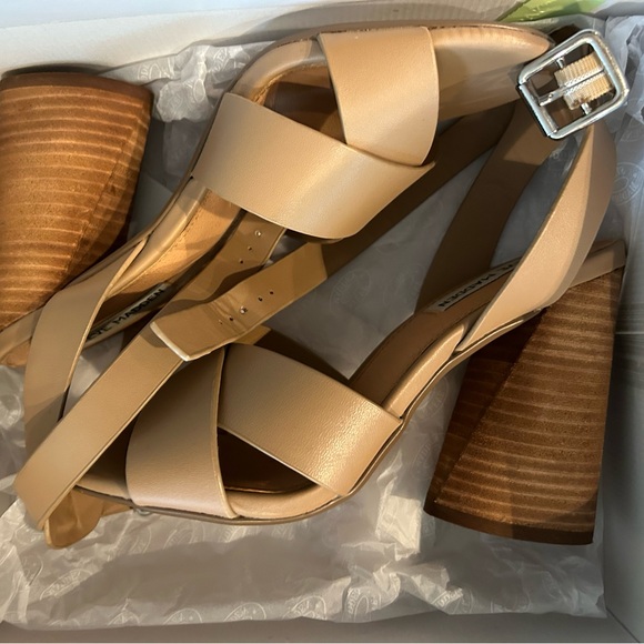 Steve Madden block heel pumps - Picture 1 of 3